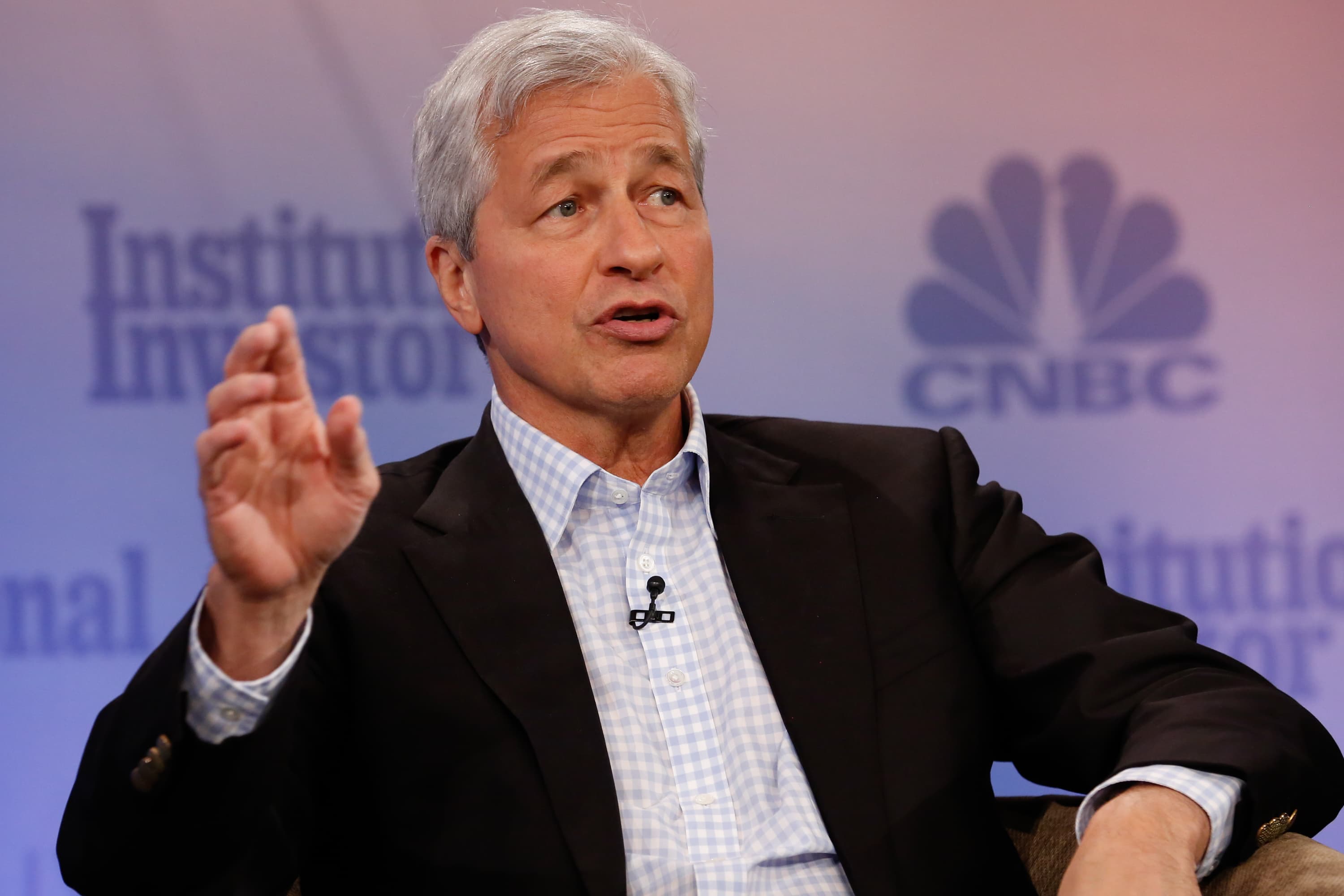 Jamie Dimon calls Bitcoin a useless 'pet rock' in Davos | Fortune