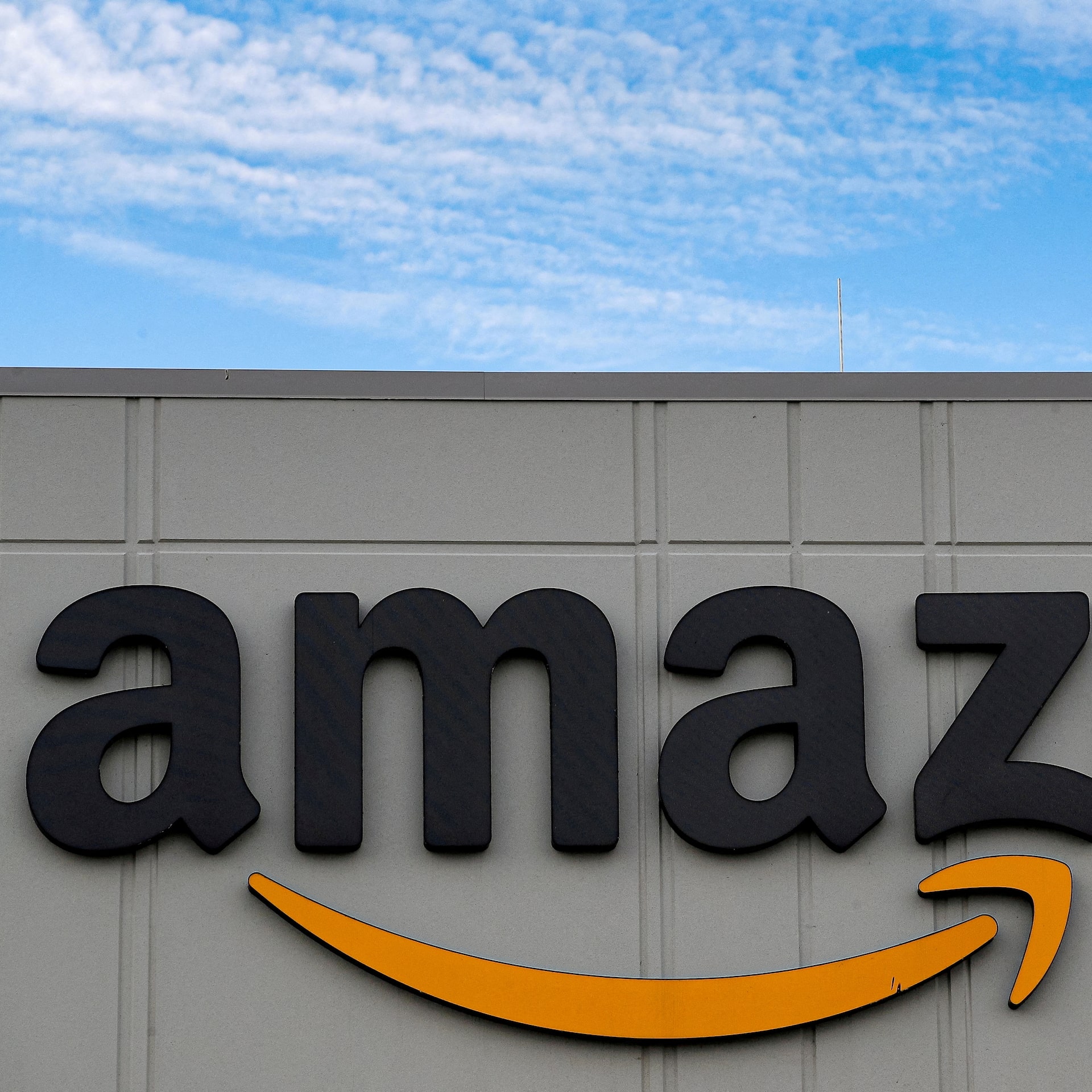 Amazon CEO says not adding cryptocurrency as payment option anytime soon | Reuters