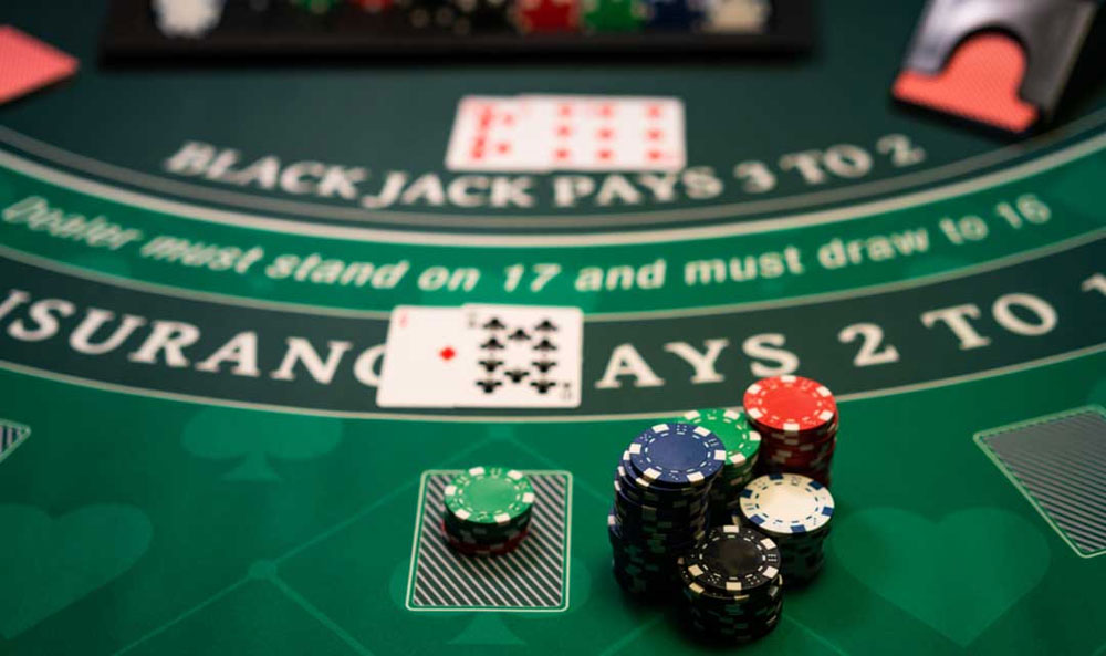 Play Live Blackjack With Bitcoin - Top Casinos, Providers & Tables