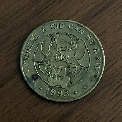 RARE CHUCK E Cheese Nickel TOKEN COIN 