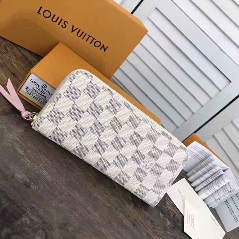 Pre Owned Louis Vuitton Damier Azur Canvas Clemence Wallet – Day's Jewelers