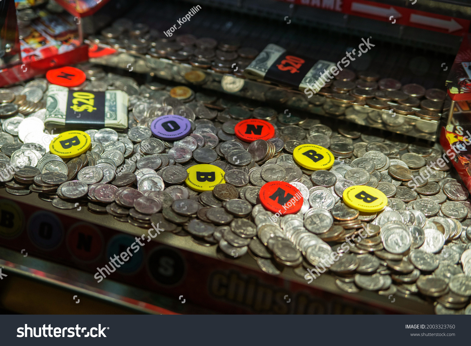 Coin pusher - Wikipedia