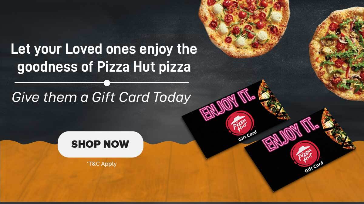 Pizza Hut is gifting deliveristas of all types free pizza this holiday season | CNN Business