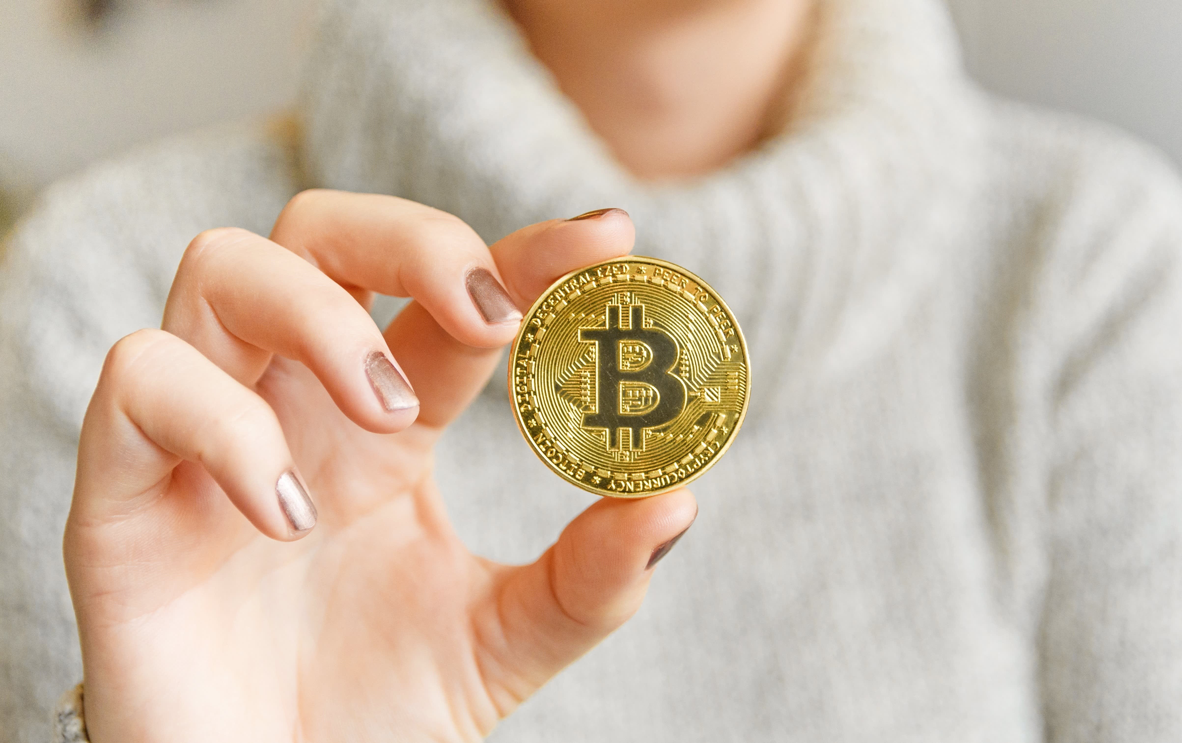 Cryptocurrency Basics: Pros, Cons and How It Works - NerdWallet