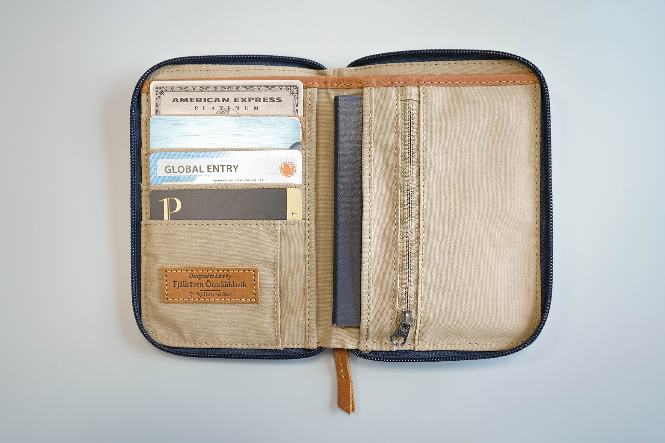 Travel Wallet - Card, Passport Wallet | Fjällräven Australia | Fjällräven ANZ