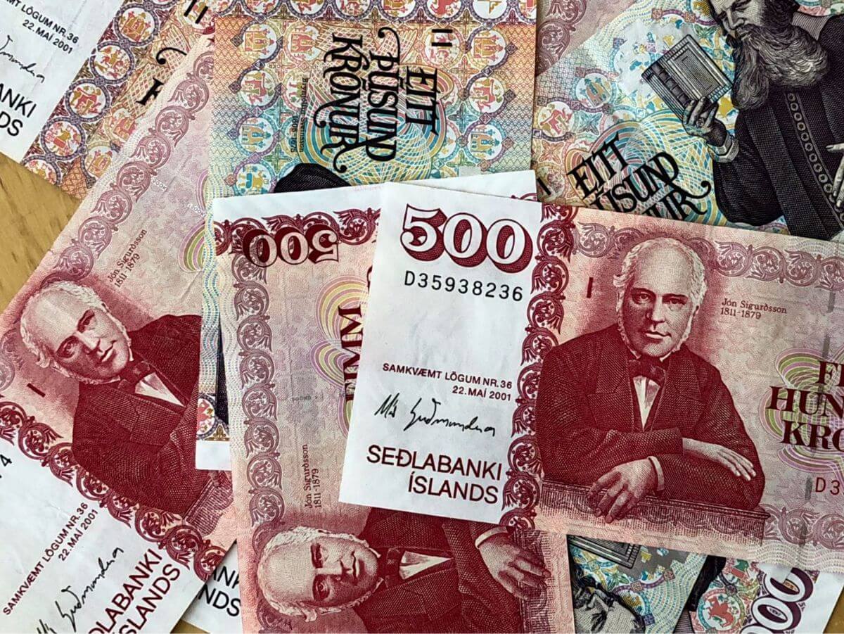 Compare Icelandic kronur Travel Money Rates | Buy Icelandic krona