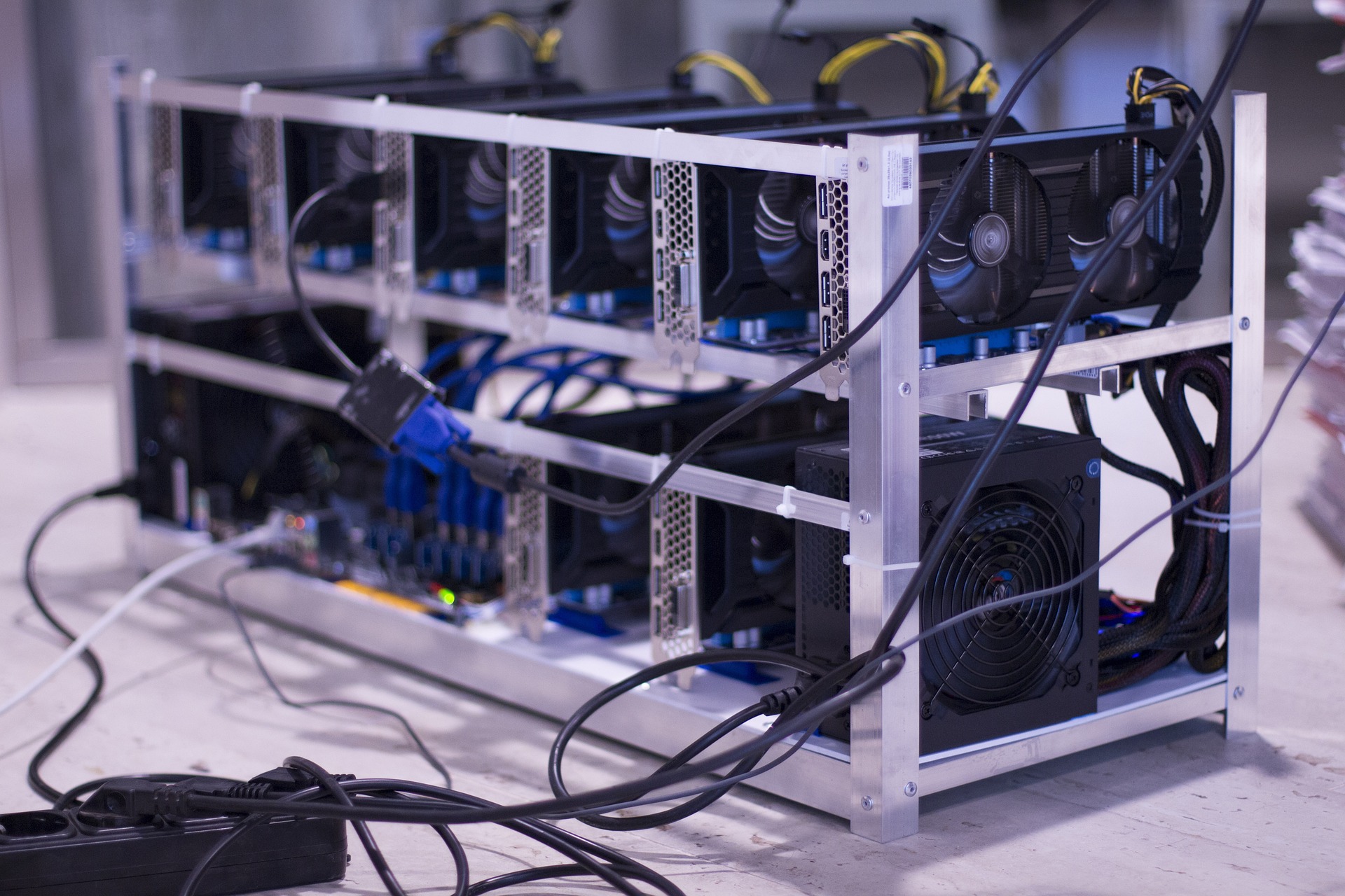 ASIC Mining Rigs: The Engines Driving Bitcoin's Network - D-Central