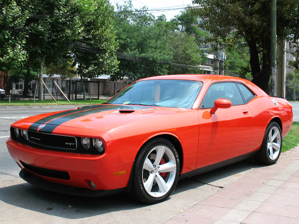 Specifications for Dodge Challenger V8 HEMI Manual, hp, 