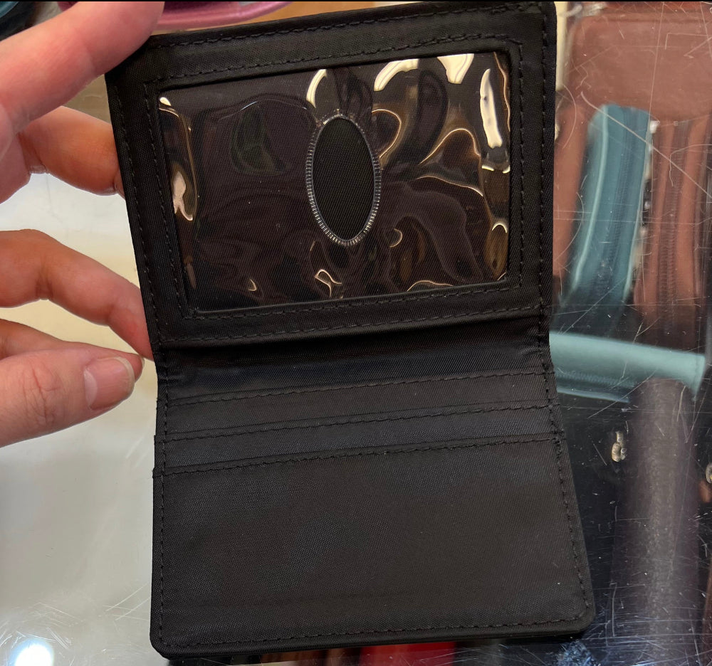 knifegirlAlly: Big Skinny New Yorker Wallet Thoughts