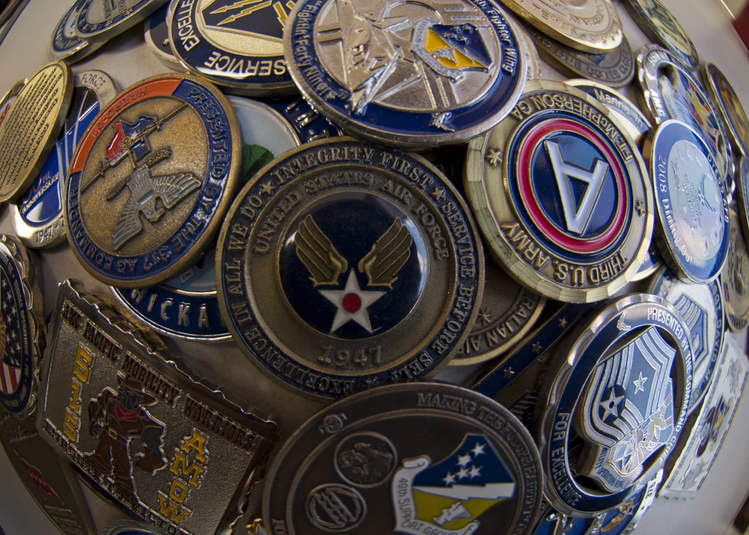 Challenge coin - Wikipedia