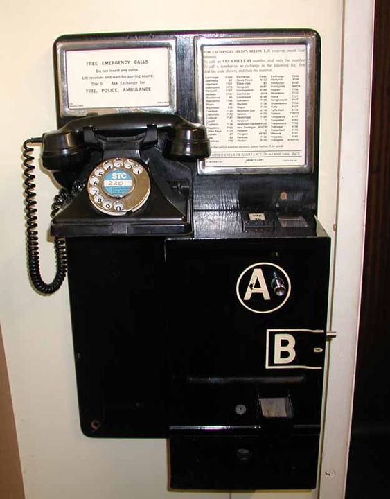 Payphone - Wikipedia