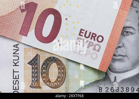 Convert 1 HRK to EUR - Croatian Kuna to Euro Currency Converter