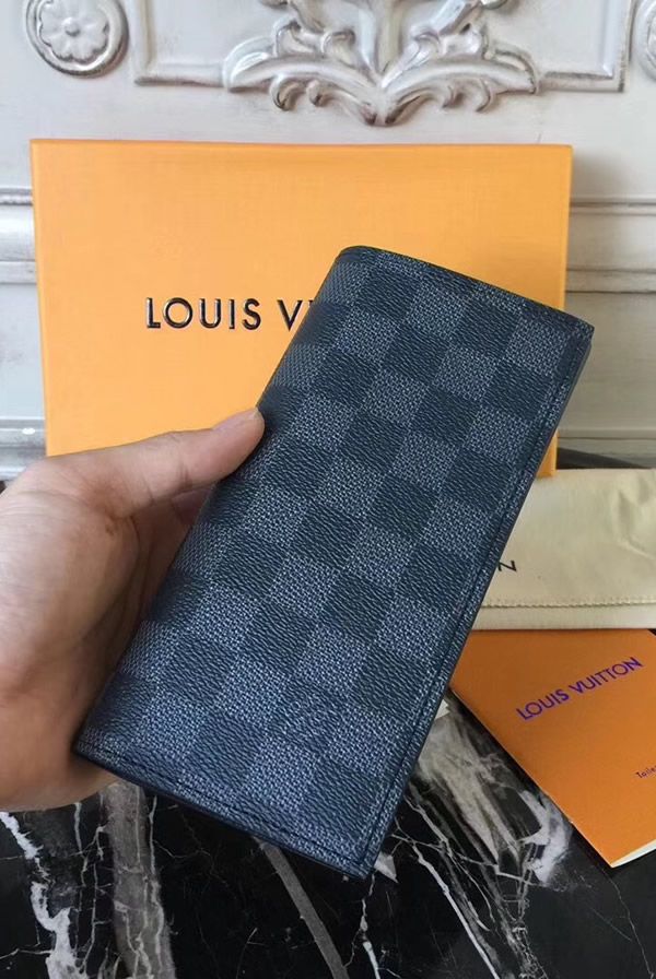 Louis Vuitton Blue Epi leather Brazza Bifold Long Wallet – I MISS YOU VINTAGE