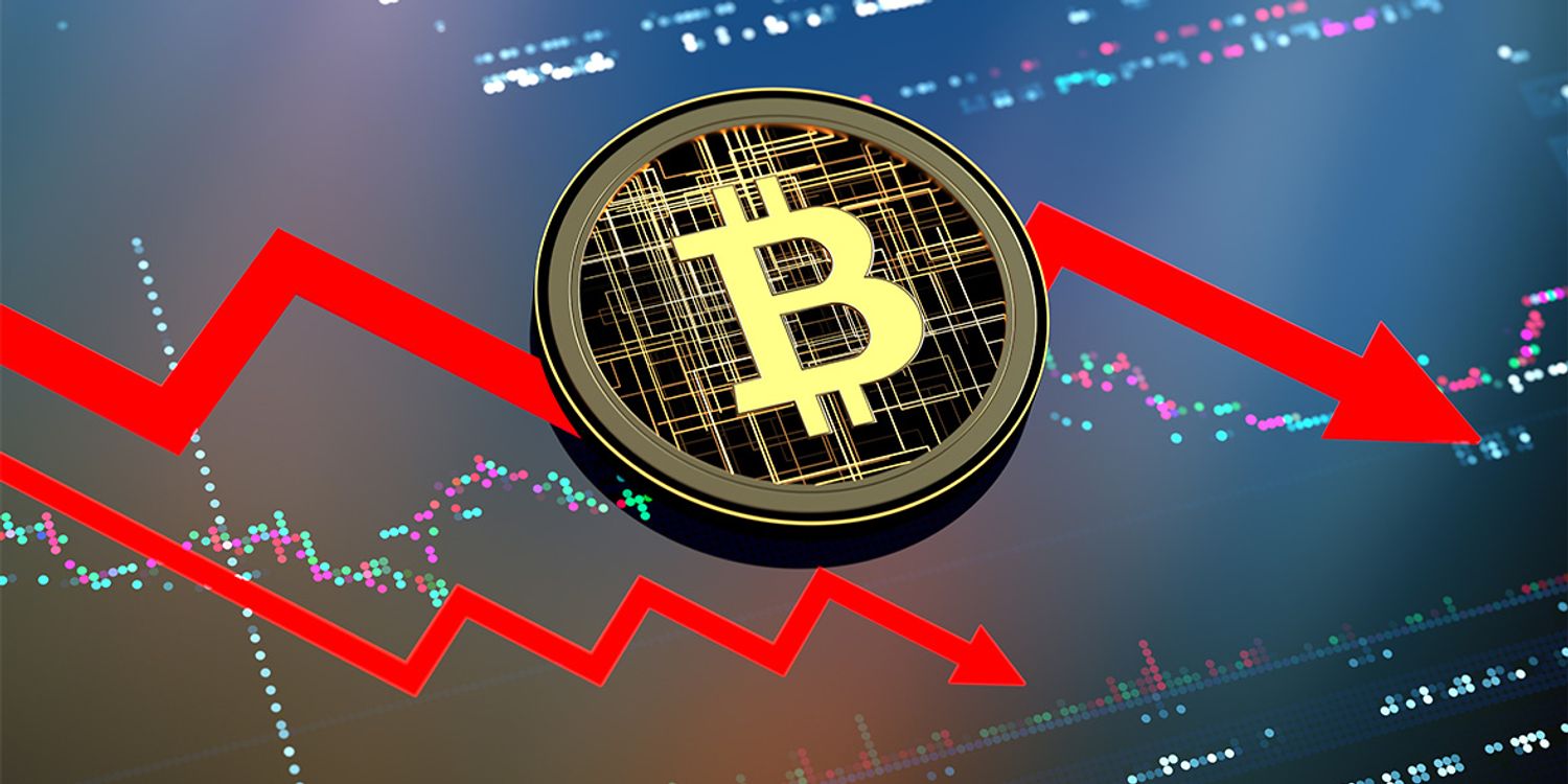 Discover the 4 main factors behind the price crash of Bitcoin