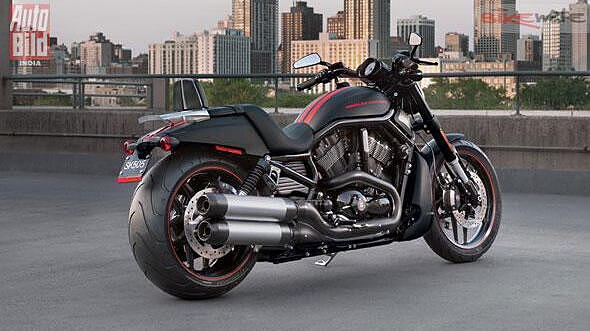 Harley-Davidson V-Rod Price, Specs, Review, Pics & Mileage in India