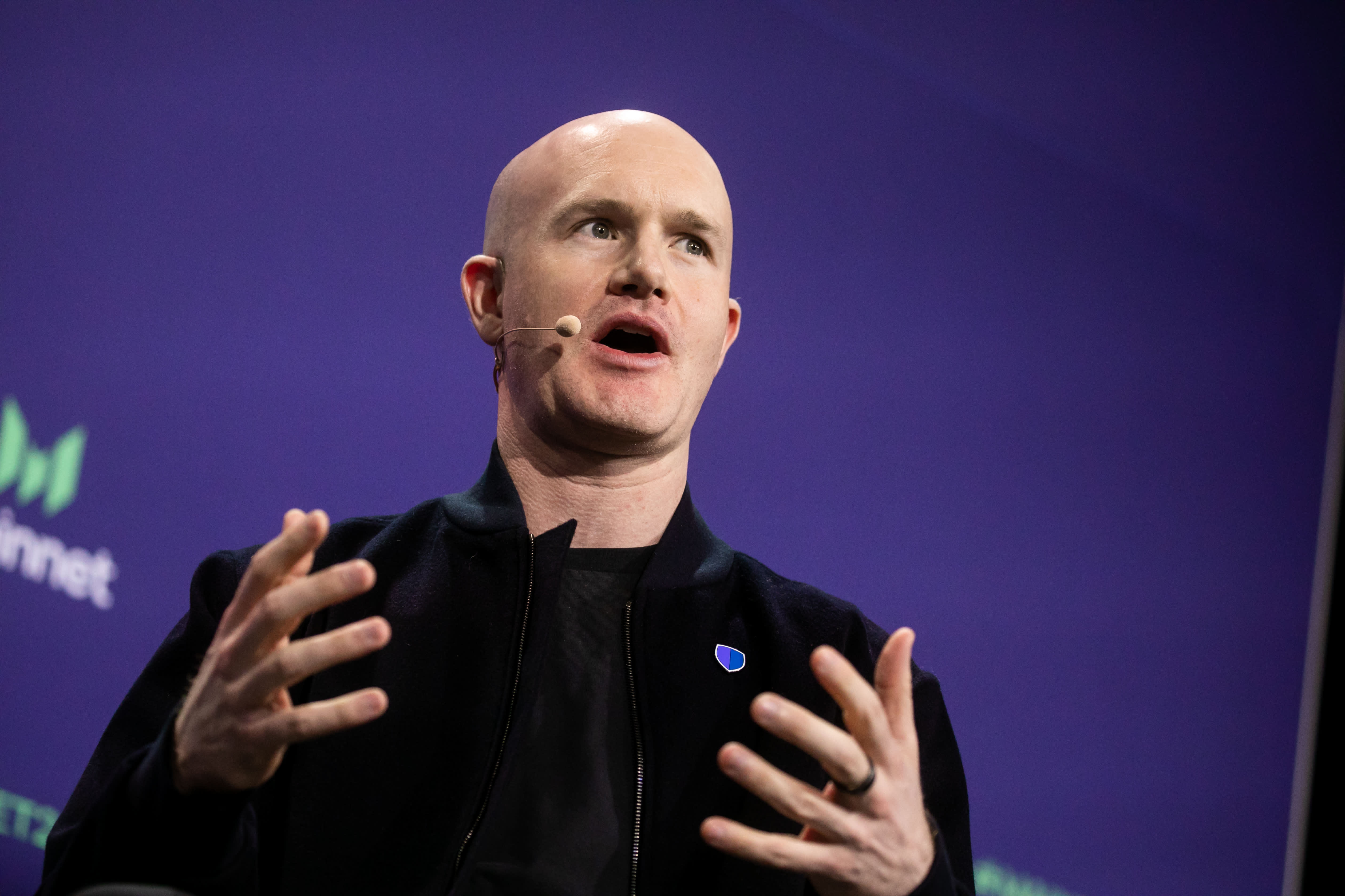 Coinbase CEO Criticizes Chase UK Ban on Crypto Transactions | cryptolog.fun