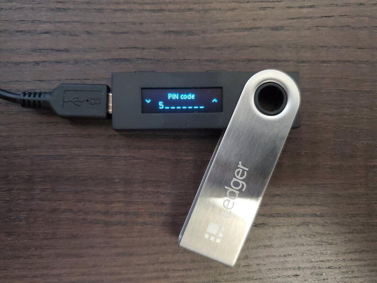 Ledger Nano S Бумажник | Cryptunit