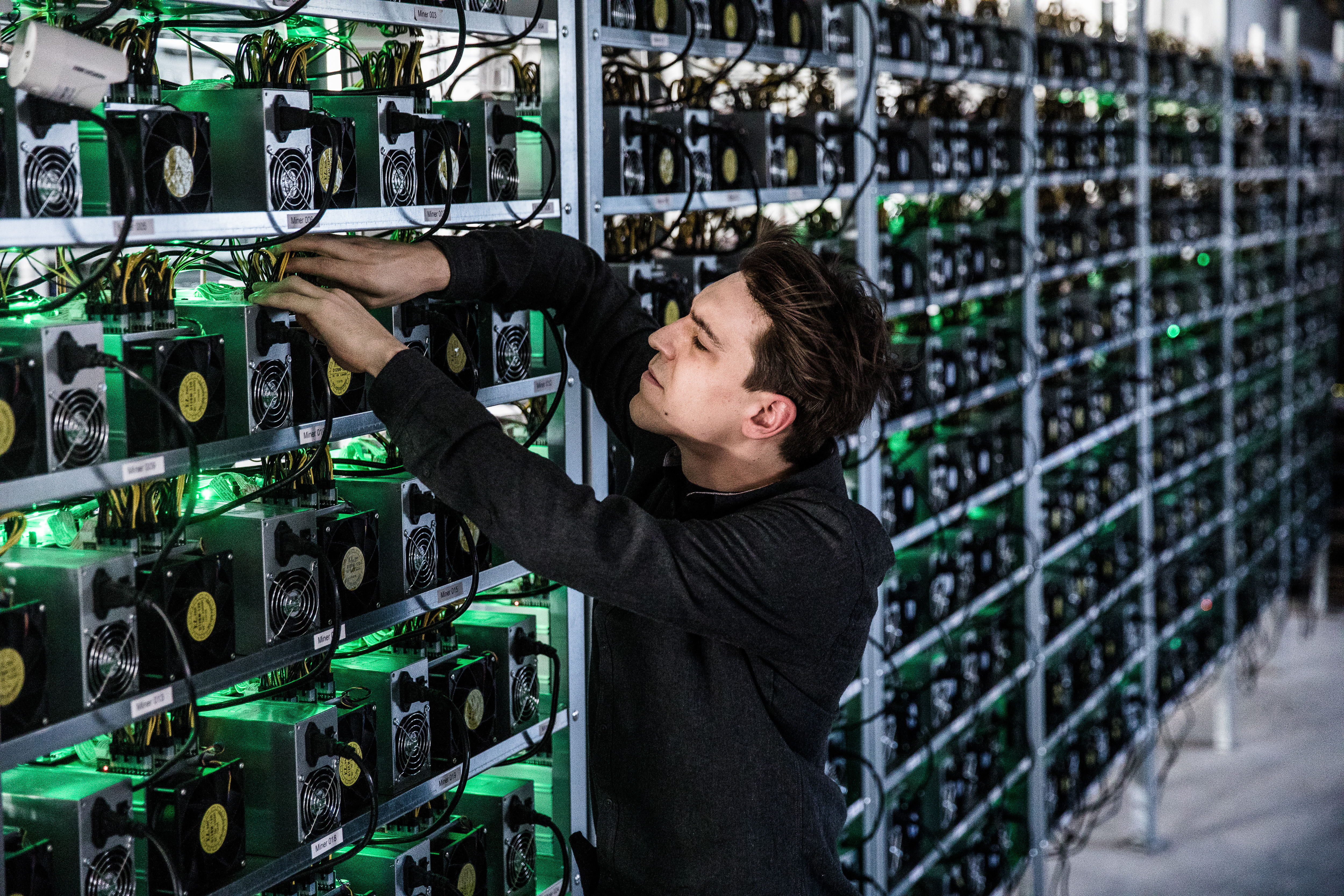 Best Cryptocurrencies to Mine in - Is Crypto Mining Still Profitable?